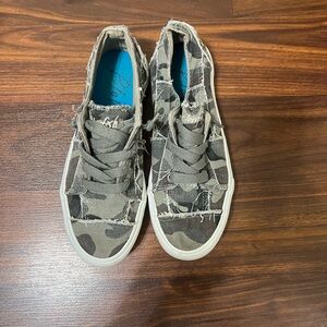 Blowfish Malibu slip on shoes